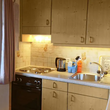 Apartman Lohnerhus-1 By Interhome *